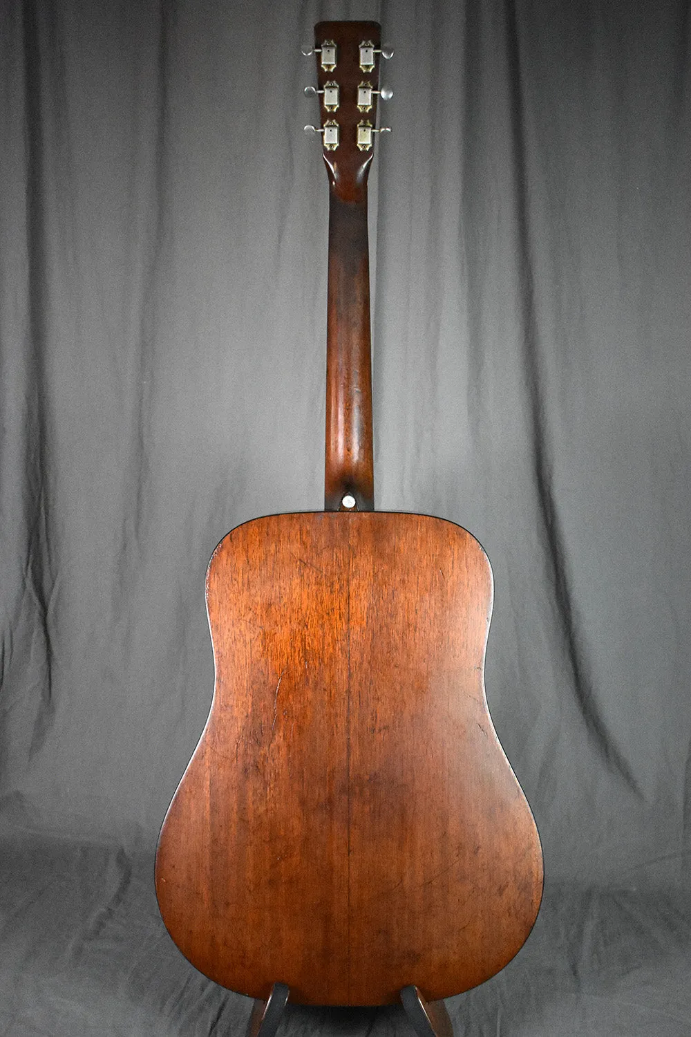 1953 Martin D-18