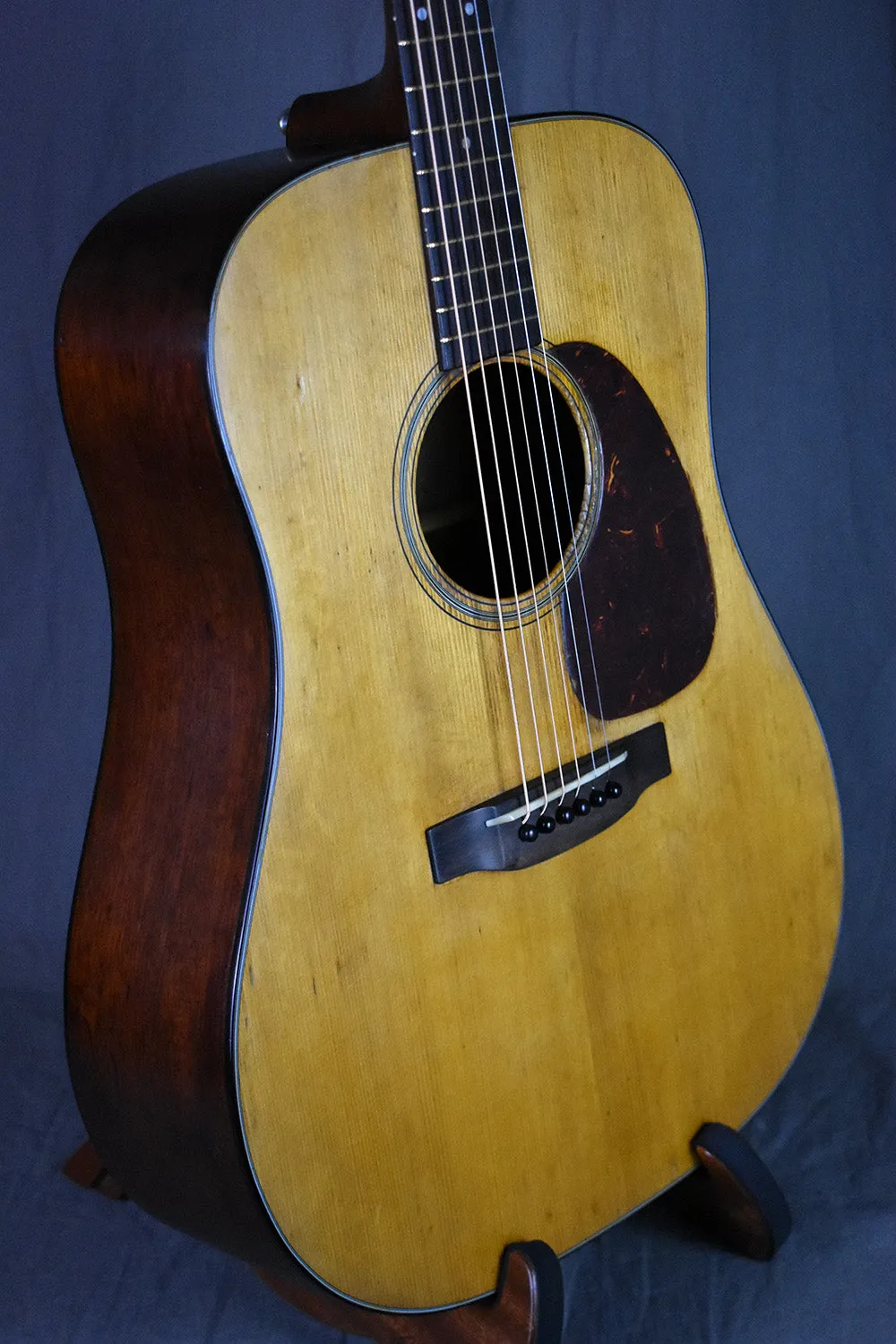 1953 Martin D-18