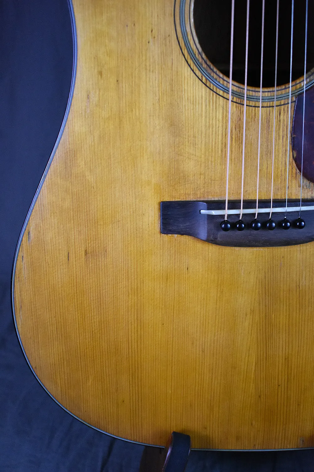 1953 Martin D-18