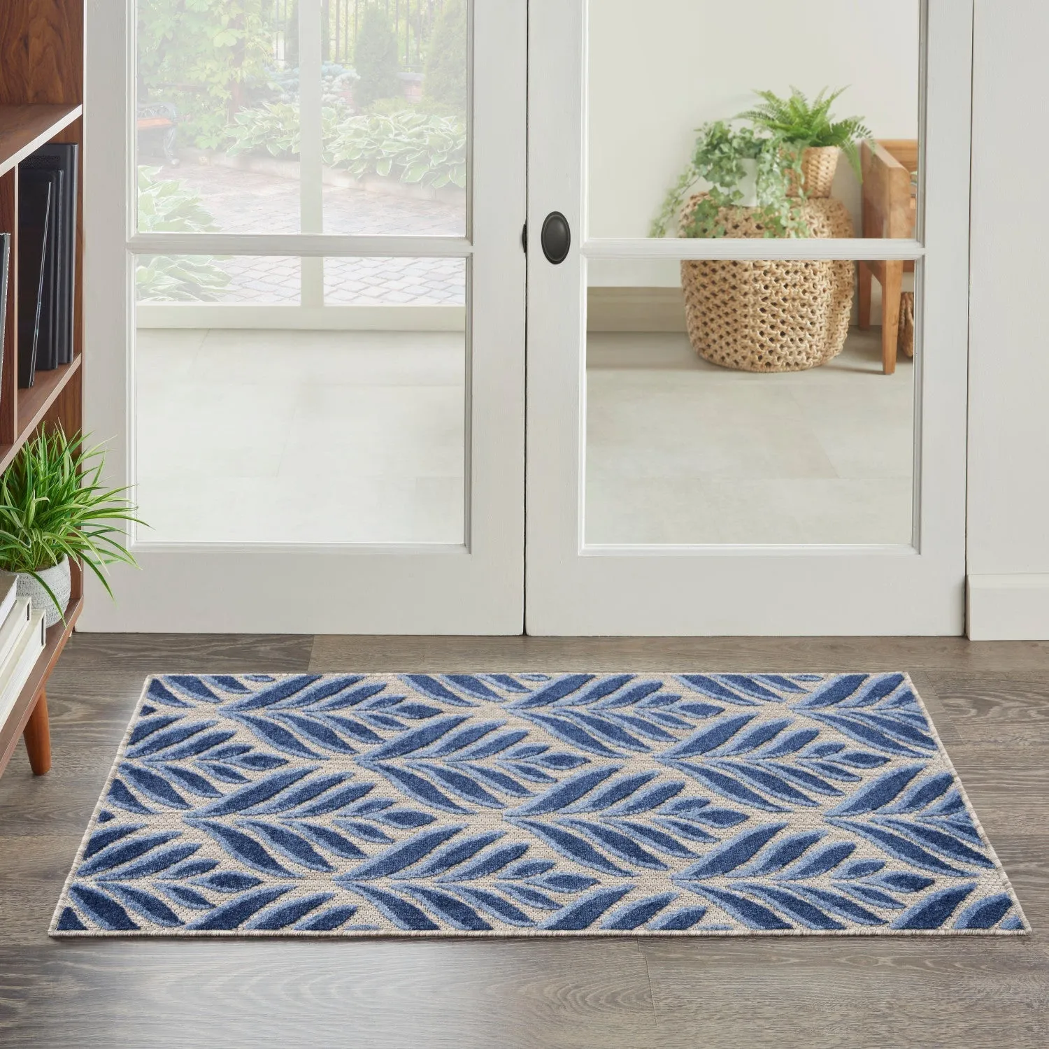 Aloha Blue Tropical Indoor/Outdoor Rug