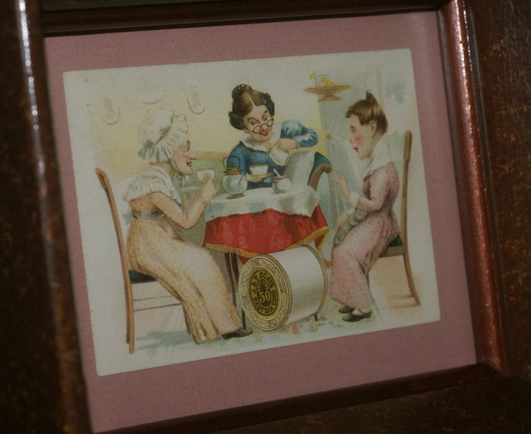 EPHEMERA AMERICANA WHIMSICAL ART: 1887 FRAMED PROFESSIONALLY IN HAND PAINTED FRAME BY ARTIST AND MATTED, ANTIQUE VICTORIAN ADVERTISING TRADE CARD: J.& P Coats, GOSSIPERS WOMEN (DFPO2U) DESIGNER COLLECTOR COLLECTIBLE DELIGHTFUL WALL DÉCOR