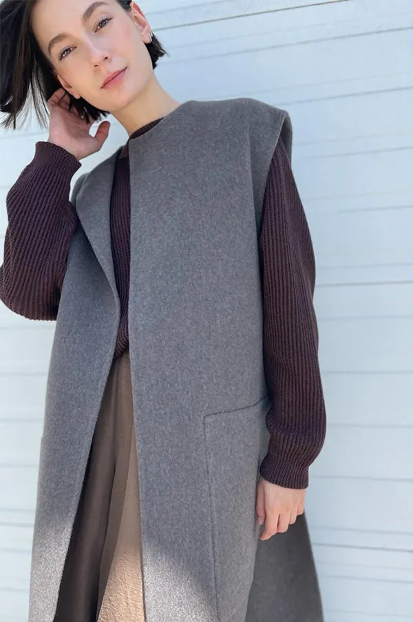 Layering Vest in Tortora (Sold Out)