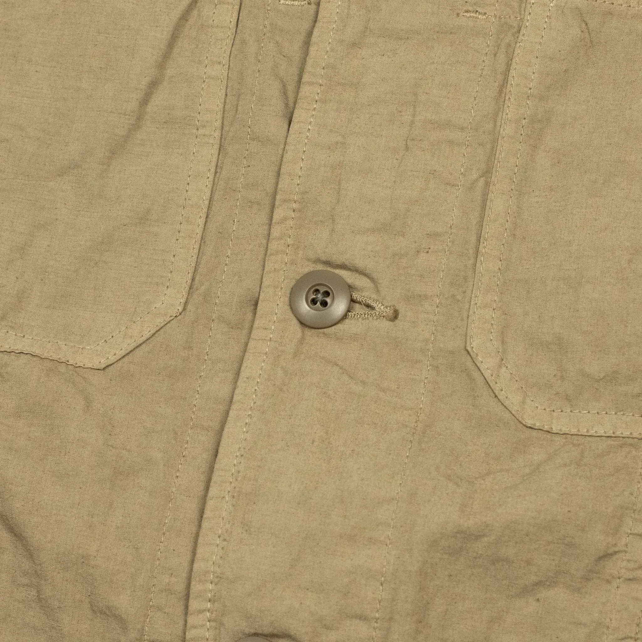 Military shirt in garment dyed beige cotton hemp